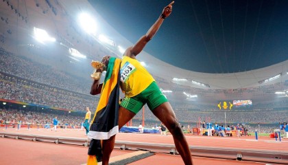 爱游戏体育-德甲升班马连续获胜，排名快速上升，本赛季德甲升班马