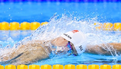 爱游戏APP-小萨博·伊布拉伊莫维奇荣获赛季最有价值球员，小萨博尼斯技巧赛冠军