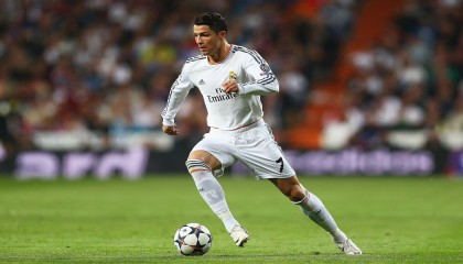 爱游戏内容中心-篮球教练团队国际化趋势明显，篮球教练介绍展示